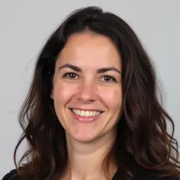 Laura Schmitz