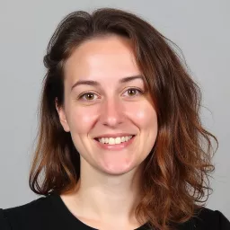 Esra Sanders