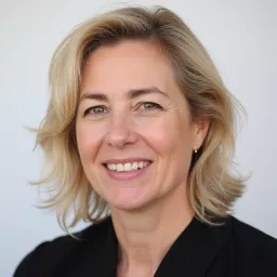 Julie Veldman