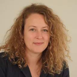 Zarah Kuhn