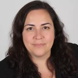 Tara van der Loo