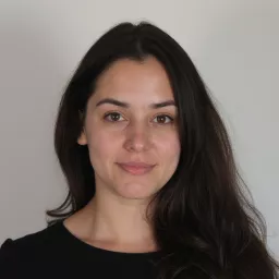 Nikki van der Kamp