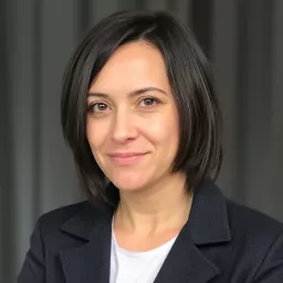 Liana Roth
