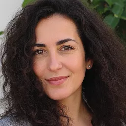 Inès Leloup