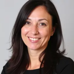 Éva Baron